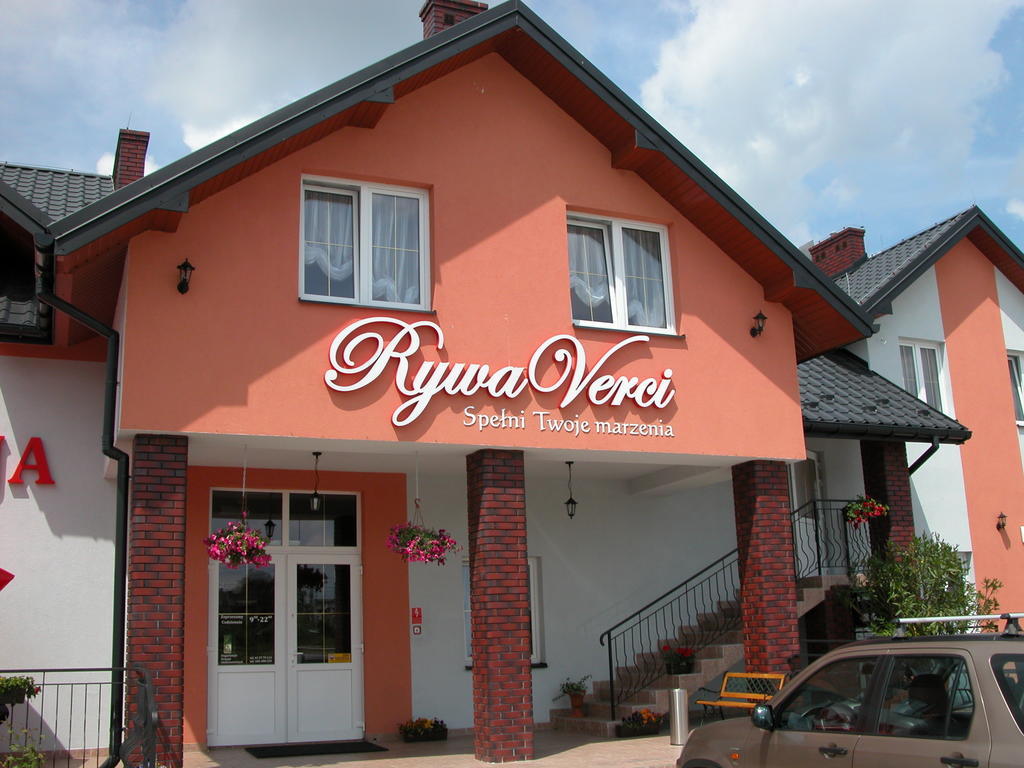 Hotel Restauracja Lorenzo Stopnica Exterior foto